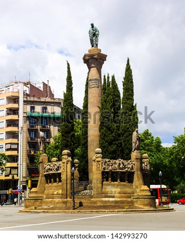 BARCELONA, SPAIN - MAY 25: Verdaguer square in May 25, 2013 in Barcelona, Spain.  Named after Catalan-language epic poet of Jacint Verdaguer (1845-1902). Monument bult in 1912