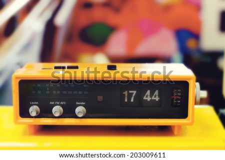 Retro digital flip clock