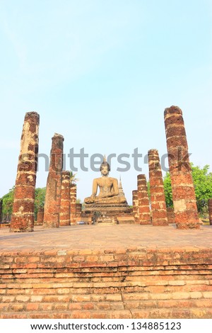 The beauty of Sukhothai Historical Park.The city has been recognized by UNESCO as a World Heritage sites.There has flourished as a center of government ,religion and the economy.