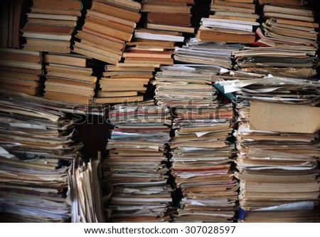 Piles of old trash books and magazines