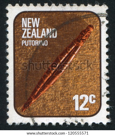 NEW ZEALAND - CIRCA 1976: stamp printed by New Zealand, shows Putorino, carved flute, circa 1976