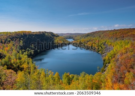 Superior hiking trail in Minnesota during autumn and fall season, overlooking Bean and Bear Lakes Foto d'archivio © 