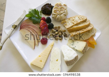 Cheese and Fruit Appetizer Plate