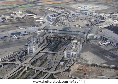 San Francisco airport from 2500 feet