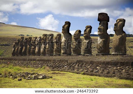 statues on the easter island