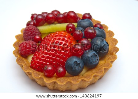Tartelette with wild berries