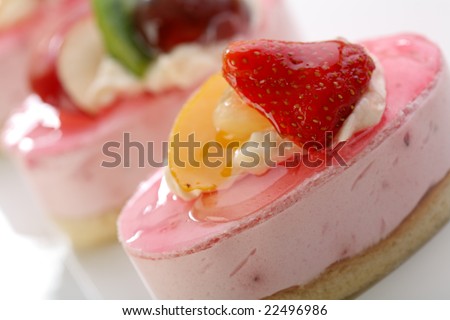 Valentine\'s day theme - Cake with fresh fruits