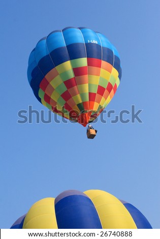 fine image of hot air balloon background