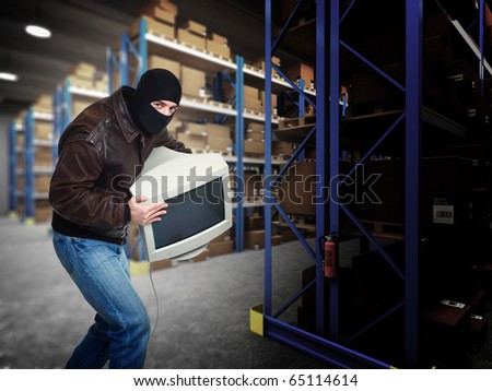 thief in action classic warehouse 3d background