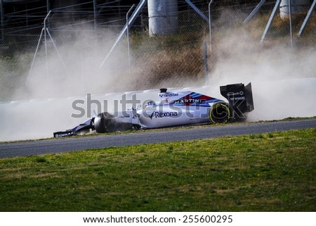 BARCELONA - FEBRUARY 19: Susie Wolff of Williams Martini Racing F1 team collides with Sauber\'s Felipe Nasr at Formula One Test Days at Catalunya circuit on February 19, 2015 in Barcelona, Spain.