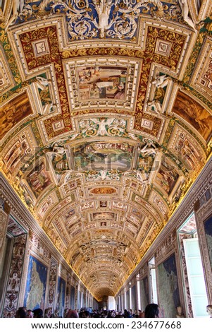 VATICAN CITY, VATICAN - SEPTEMBER 25, 2012: Interior one of the rooms of the Vatican Museum. The Vatican Museums are the museums of the Vatican City and are located within the city\'s boundaries.
