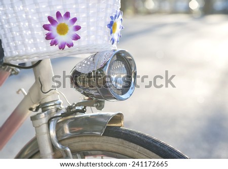 retro style bicycle head light with nice defocus background
