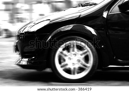 black and white view of a car braking, black and white photo to add a more tragic atmosphere to the shot