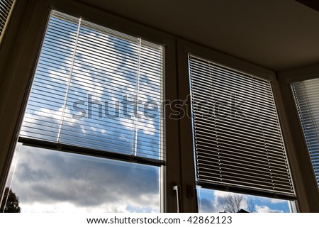 Window blinds for sun protection, heat protection