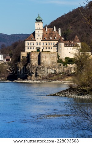 austria, lower austria, wachau, schoenbuehel castle on the right bank of the danube