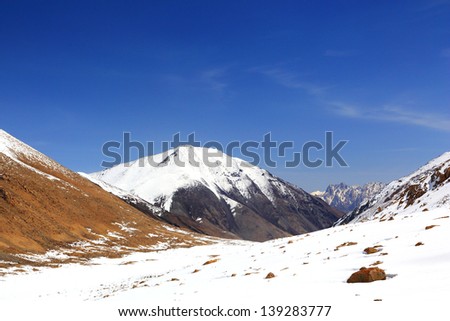 Mountain and snow on the way to Pangong lak, Ladakh India