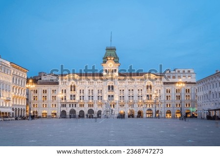 Similar – Foto Bild Das Rathaus, Palazzo del Municipio, ist das dominierende Gebäude auf dem Hauptplatz von Triest, der Piazza dell Unita d Italia. Triest, Italien, Europa. Beleuchteter Stadtplatz in der Abenddämmerung aufgenommen.