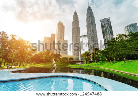 KUALA LUMPUR - NOVEMBER 1: View of Petronas Twin Towers on November 1, 2012 in Kuala Lumpur. The skyscrapers were world\'s tallest buildings (1998 - 2004). Currently, the world\'s tallest twin towers.