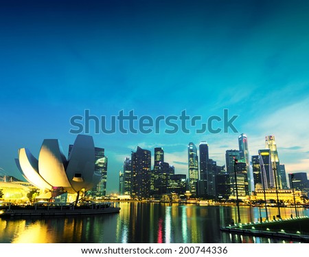 SINGAPORE - APRIL 7: View of Marina Bay on April 7, 2011 in Singapore. Night Scene. Marina Bay is famous destination in Singapore.