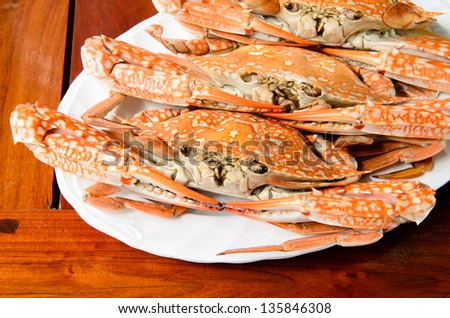 Steamed blue swimming crab dish