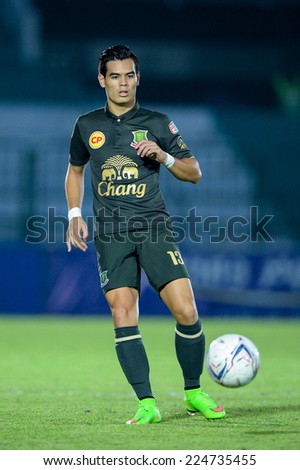 BANGKOK THAILAND-Oct15:Ernesto Amantegui of Army Utd F.C.in action during the  Thai Premier League between Army Utd F.C.and Chonburi F.C. at Royal Thai Army Stadium on October 15,2014 in Thailand