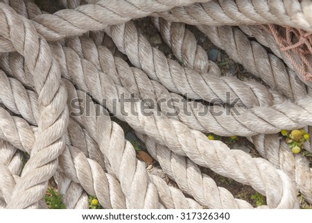 Nylon rope on wood deck for a floating raft