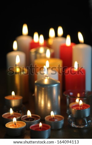 Tea lights and other beautiful candle burns with a beautiful candle flame