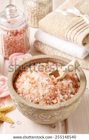 Bowl of rose sea salt