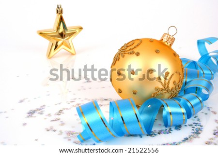 Gold sphere and star