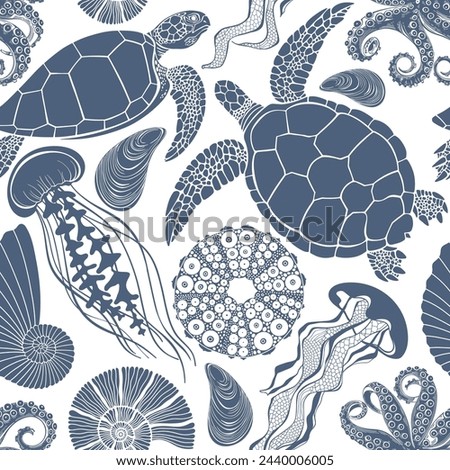 Sea creatures. Seamless pattern on the marine theme with turtles, jellyfish, underwater plants,octopus, sea ​​urchin, seashells on white. Hand drawn vector illustration. 