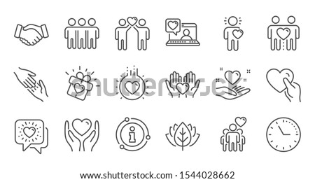 Friendship and love line icons. Interaction, Mutual understanding and assistance business. Trust handshake, social responsibility icons. Linear set. Quality line set. Vector Foto stock © 