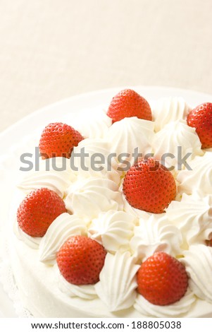 Strawberry fancy cake