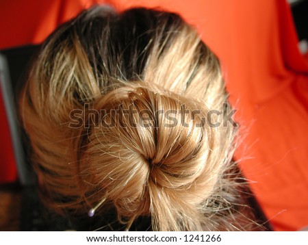 Woman\'s hair bun