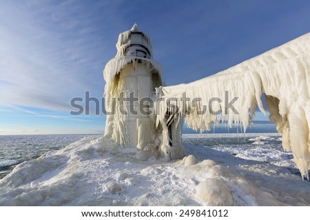 Similar – Foto Bild Vereiste Mole mit Leuchtturm von Saßnitz im Winter