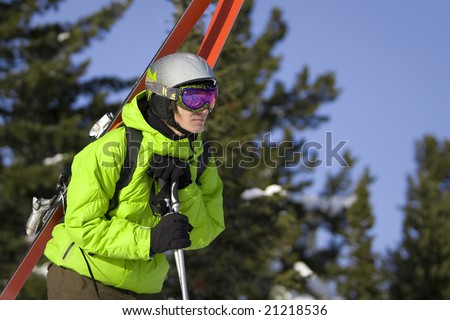 Freeride skier looking for a ride