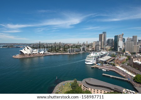 Sydney, Australia - October 5, 2013 : Opera house is the landmark of Sydney city and Australia locate in Sydney harbour.