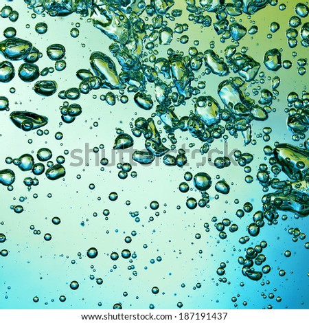 green  bubbles underwater