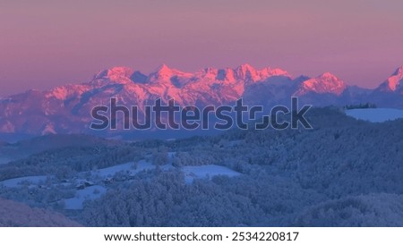 Similar – Foto Bild Nebel über wunderschönes hügeliges Gelände