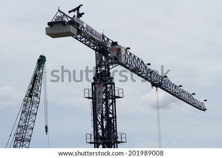 NONTHABURI -THAILAND - JUNE 24 : Construction of EGAT\'s North Bangkok gas combine cycle power plant 800 MW, construction crane on June 24, 2014 in Nonthaburi, Thailand