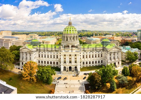 Drone view of the Pennsylvania State Capitol, in Harrisburg. The Pennsylvania State Capitol is the seat of government for the U.S. state of Pennsylvania Foto stock © 