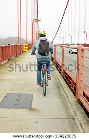 Cycling in the Golden Gate bridge, San Francisco, Usa