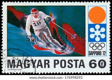 HUNGARY - CIRCA 1972: A stamp printed in Hungary showing ski slalom at the Winter Olympics in Sapporo, circa 1972