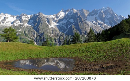 Western Alps, Italian Alps, French Alps, view to the Mont Blanc massif
