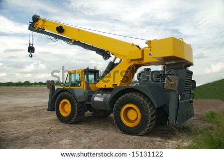 Mobile Crane used to build gas collection facility.