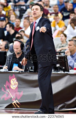 GLENDALE, AZ - DECEMBER 20: Louisville head coach Rick Pitino gestures during the game with Minnesota on December 20, 2008 in Glendale, Arizona.