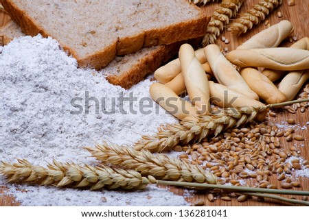 Flour.Flour and wheat.Grain And Cereal Products