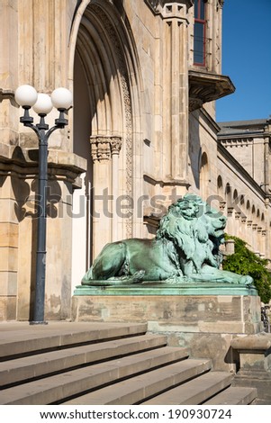 Lion statue at the entrance of the University of Hannover, Germany. Leibniz University of Hannover founded in 1831, it is one of the largest and oldest science and technology universities in Germany.