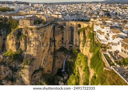 Foto Bild Ronda El Puente Nuevo Andalusien Spanien