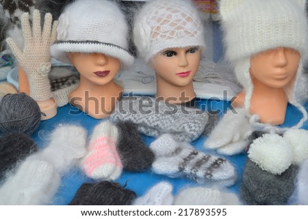 Sale of knitted products at fair of national creativity