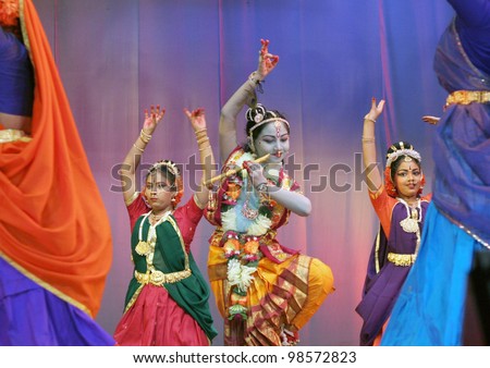HYDERABAD,AP,INDIA-MARCH 21:Artists present Dance ballet Matru Devo Bhava on the International Mothers\' Day at ravindra bharati on March 21,2012 in Hyderabad, India. Mothers in mythology were shown.